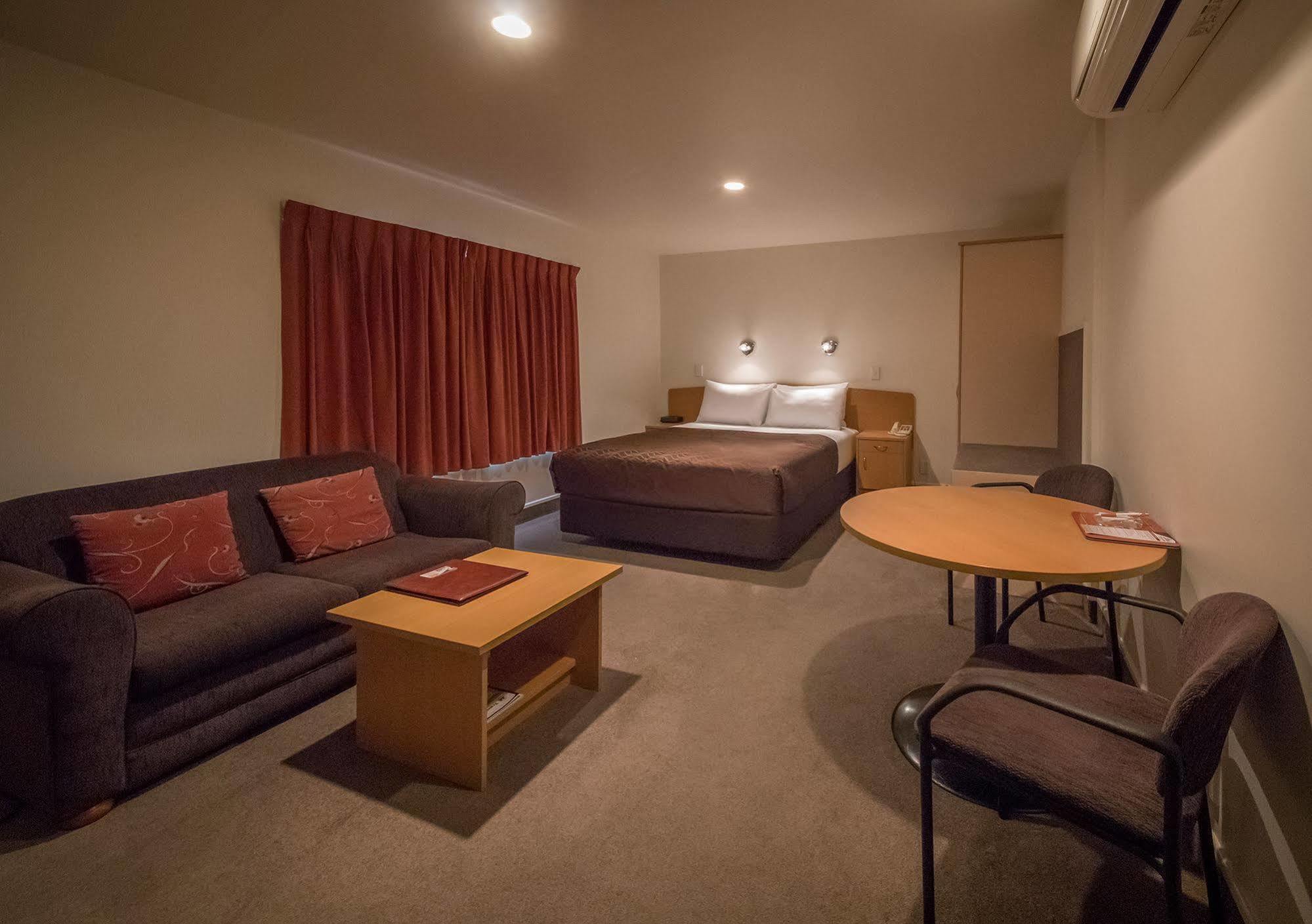 Siena Motor Lodge Whanganui Exterior foto